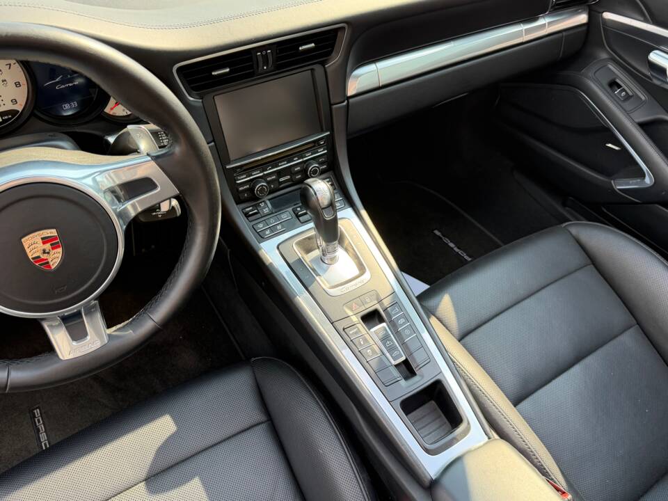 Obraz 18/29 pojazdu Porsche 911 Carrera (2013)
