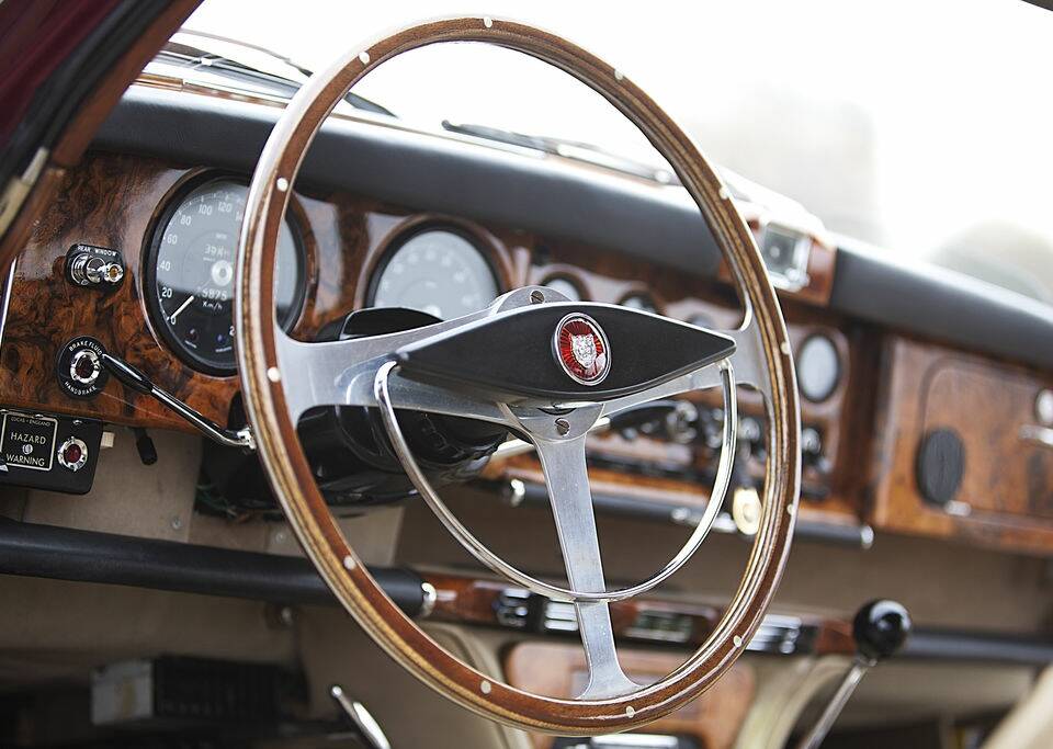 Bild 2/8 von Jaguar 420 G (1968)