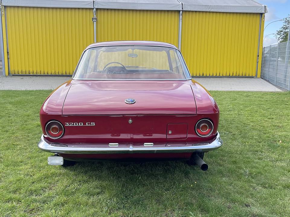 Image 6/19 of BMW 3200 CS (1964)