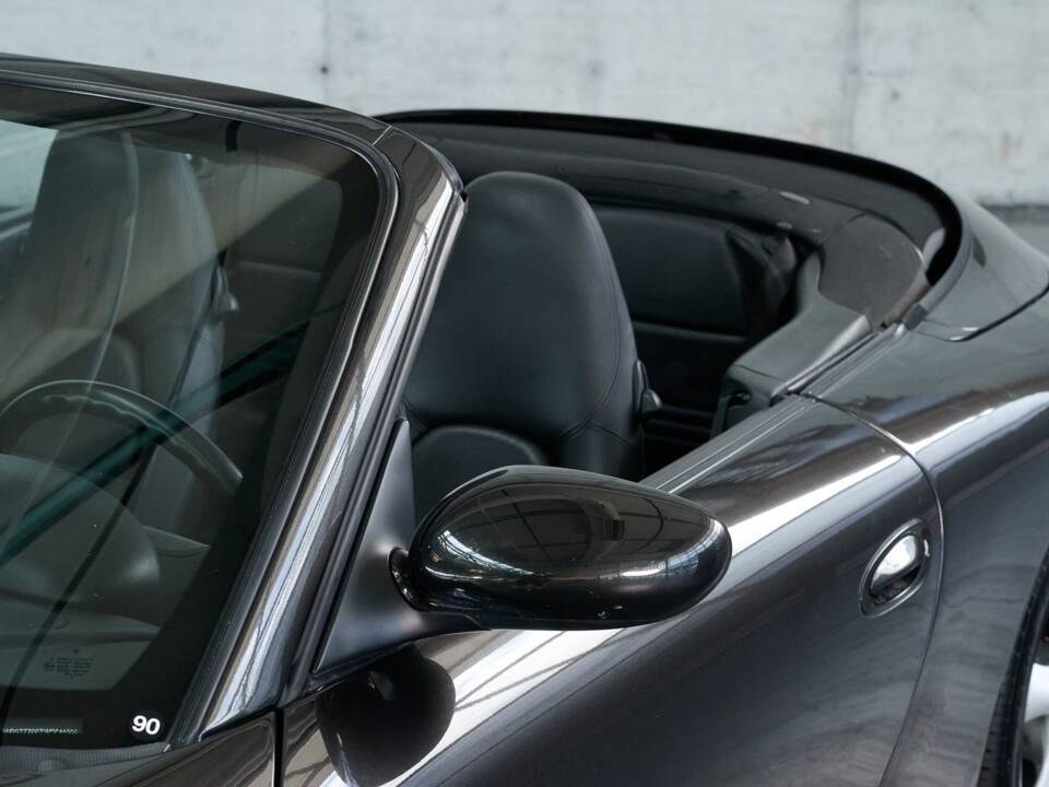 Bild 6/50 von Porsche 911 Carrera (1998)