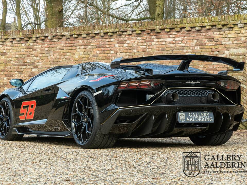 Afbeelding 2/50 van Lamborghini Aventador LP 770-4 SVJ Roadster (2020)