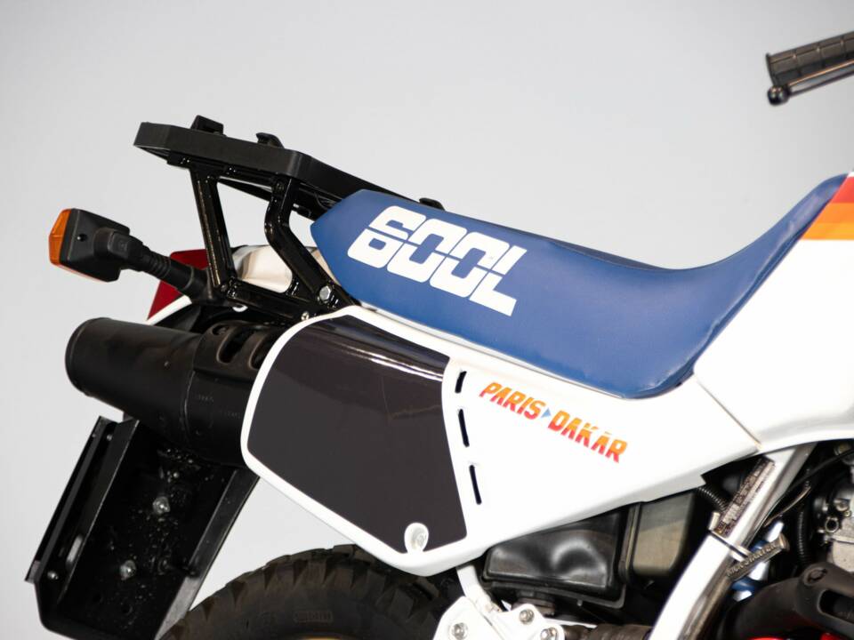 Image 24/50 of Honda DUMMY (1986)