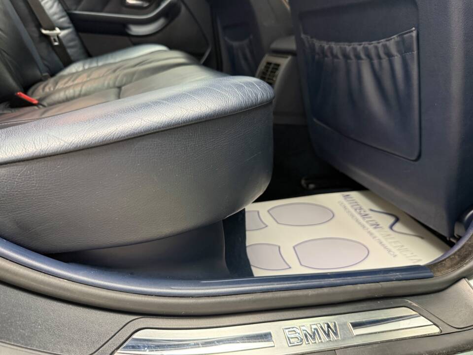 Bild 18/25 von BMW 540i (1998)