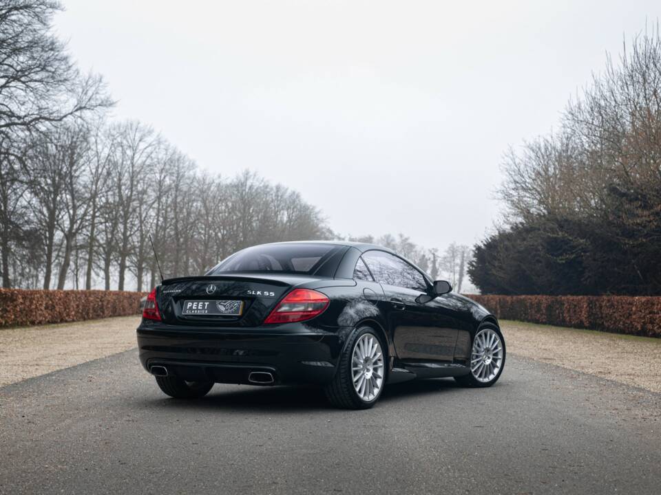 Immagine 25/38 di Mercedes-Benz SLK 55 AMG (2007)