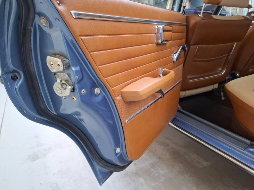 Bild 19/29 von BMW 2500 (1972)