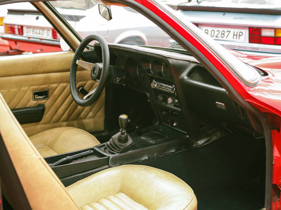 Bild 21/31 von Opel GT 1900 (1973)
