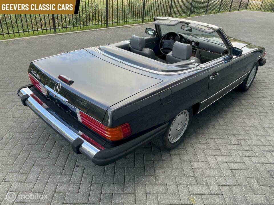 Image 5/10 of Mercedes-Benz 560 SL (1989)