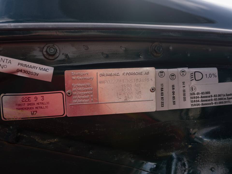 Image 45/52 of Porsche 911 Carrera 3.2 (1989)