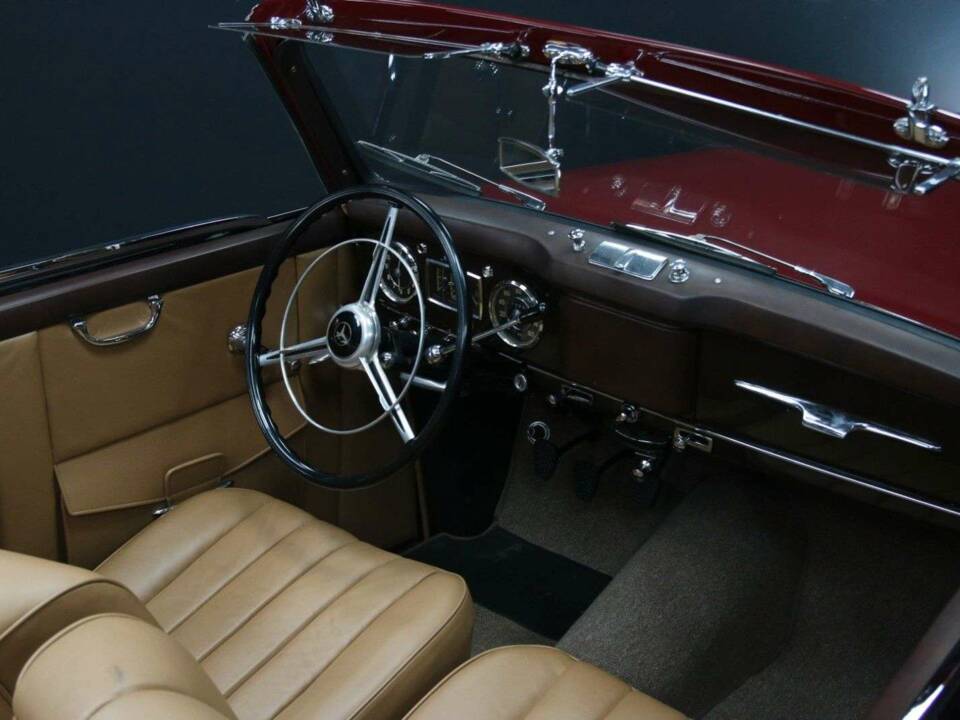 Bild 30/50 von Mercedes-Benz 220 Cabriolet A (1952)