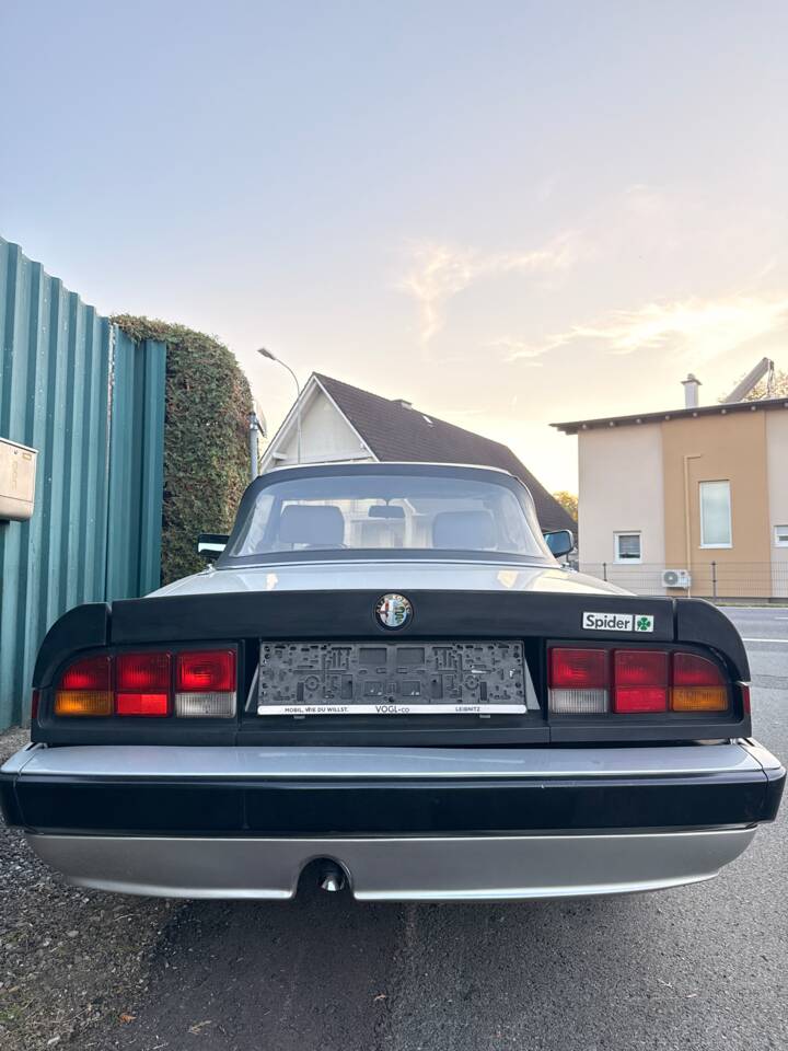 Immagine 64/64 di Alfa Romeo Spider Veloce (1986)