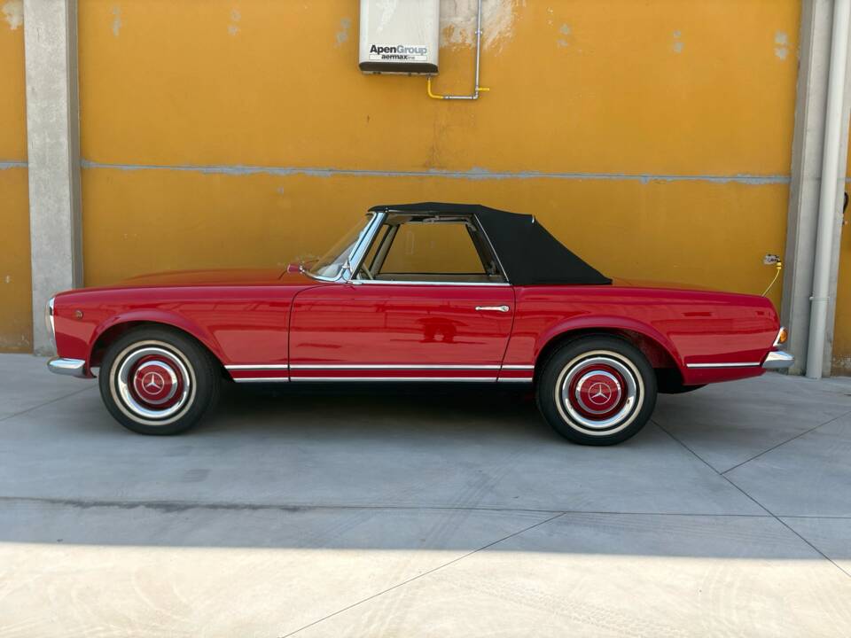 Image 3/18 de Mercedes-Benz 230 SL (1964)
