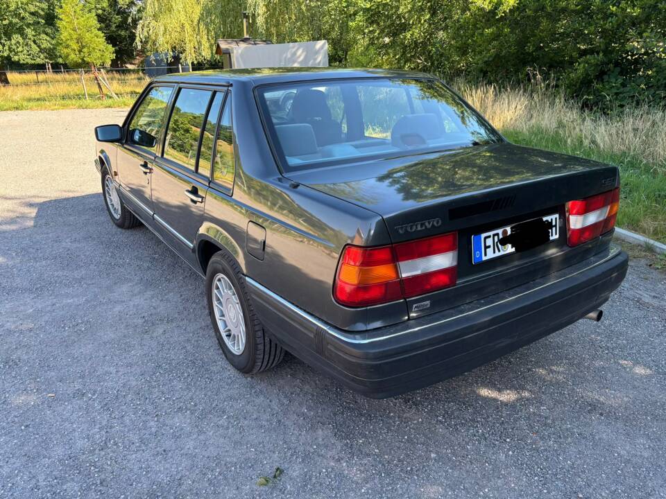 Bild 5/12 von Volvo 960 3.0i (1992)