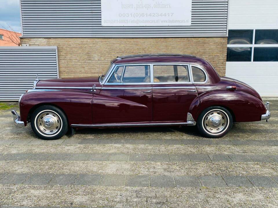 Image 13/50 of Mercedes-Benz 300 b (1954)