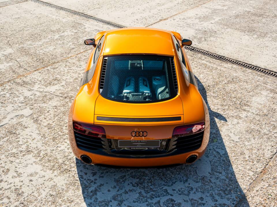 Image 5/36 of Audi R8 V10 (2013)