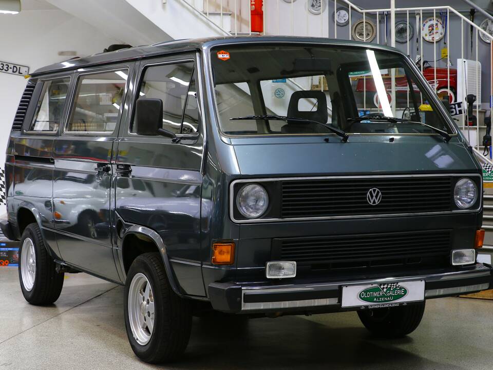 Bild 1/34 von Volkswagen T3 Caravelle GL 1.9 (1987)