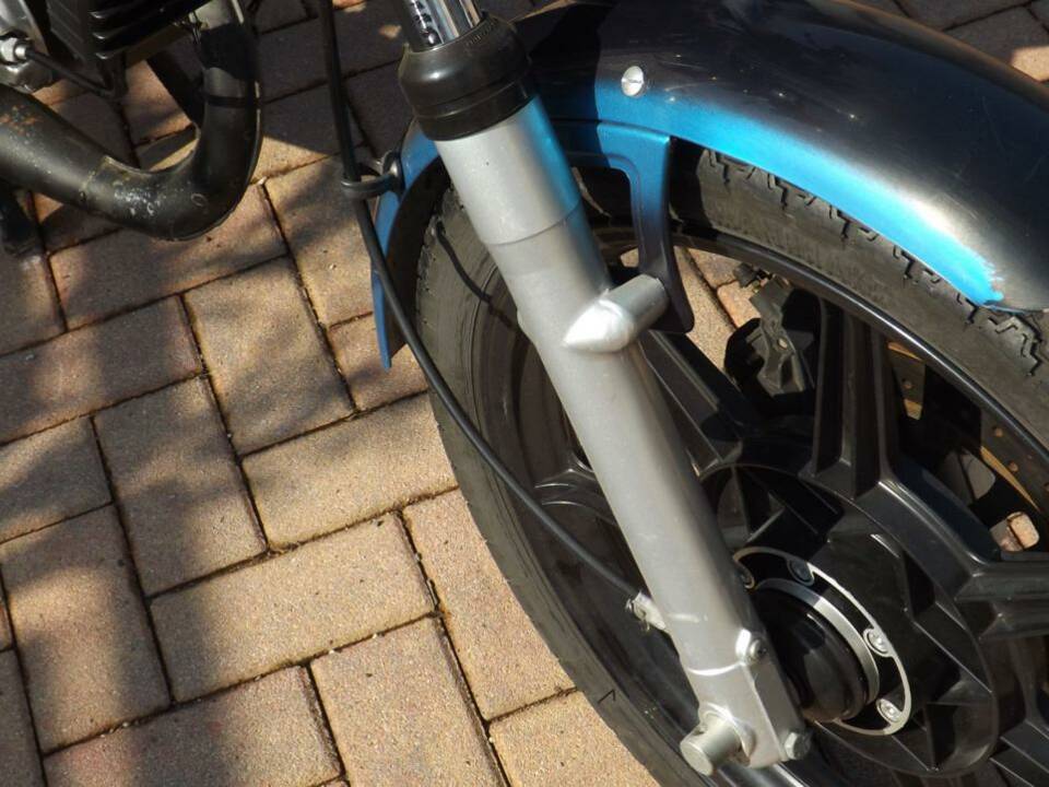 Afbeelding 30/47 van Laverda 125 LB Custom (1988)