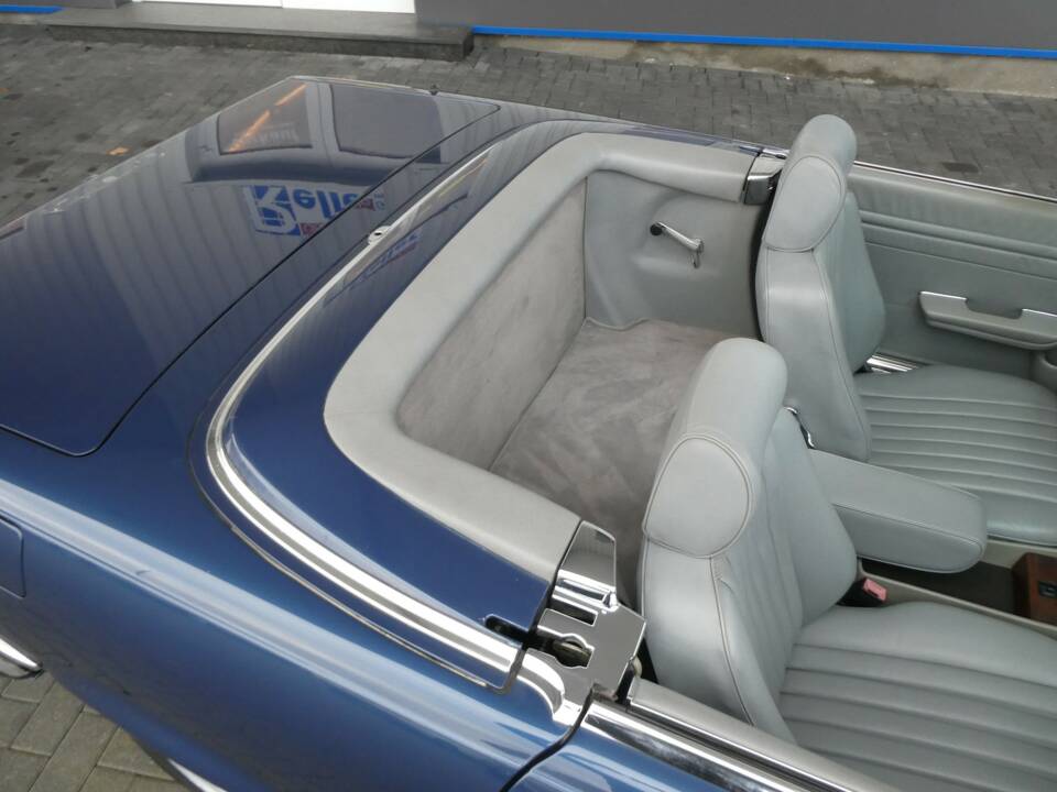 Bild 13/23 von Mercedes-Benz 560 SL (1989)