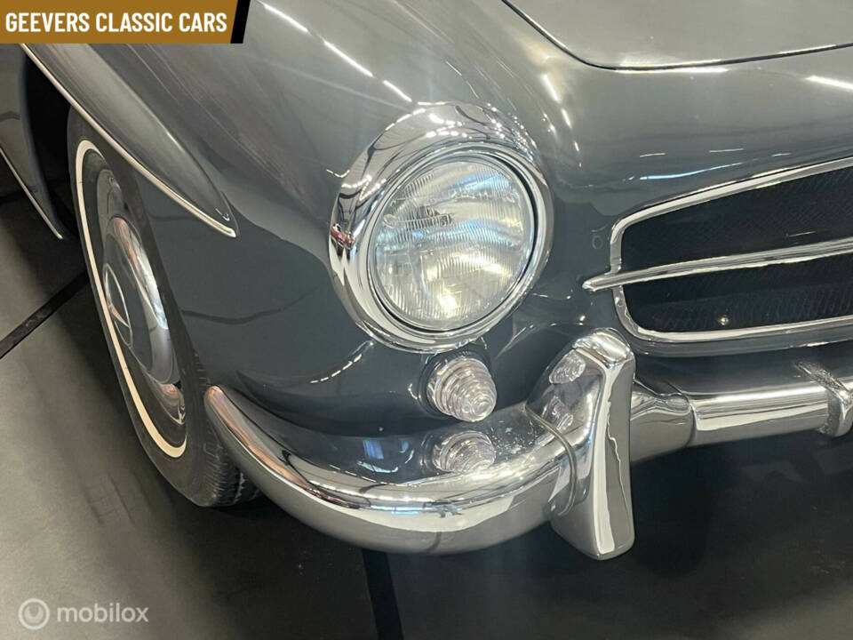 Image 17/50 of Mercedes-Benz 190 SL (1961)