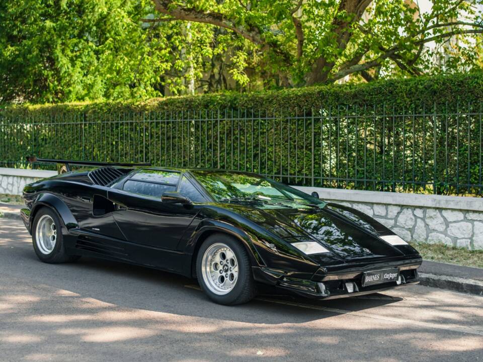 Imagen 1/51 de Lamborghini Countach 25th Anniversary (1990)
