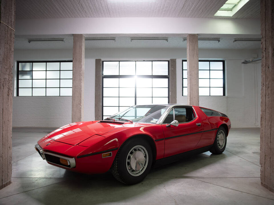 Image 2/77 of Maserati Bora 4900 (1972)