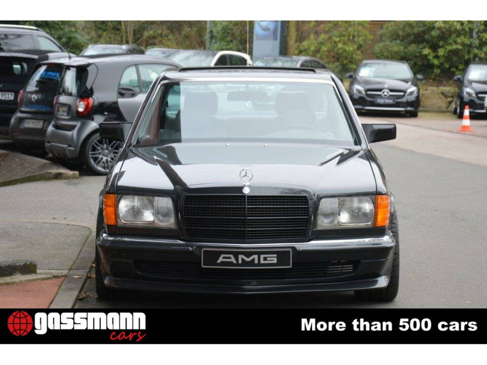 Immagine 2/15 di Mercedes-Benz 500 SEL (1985)