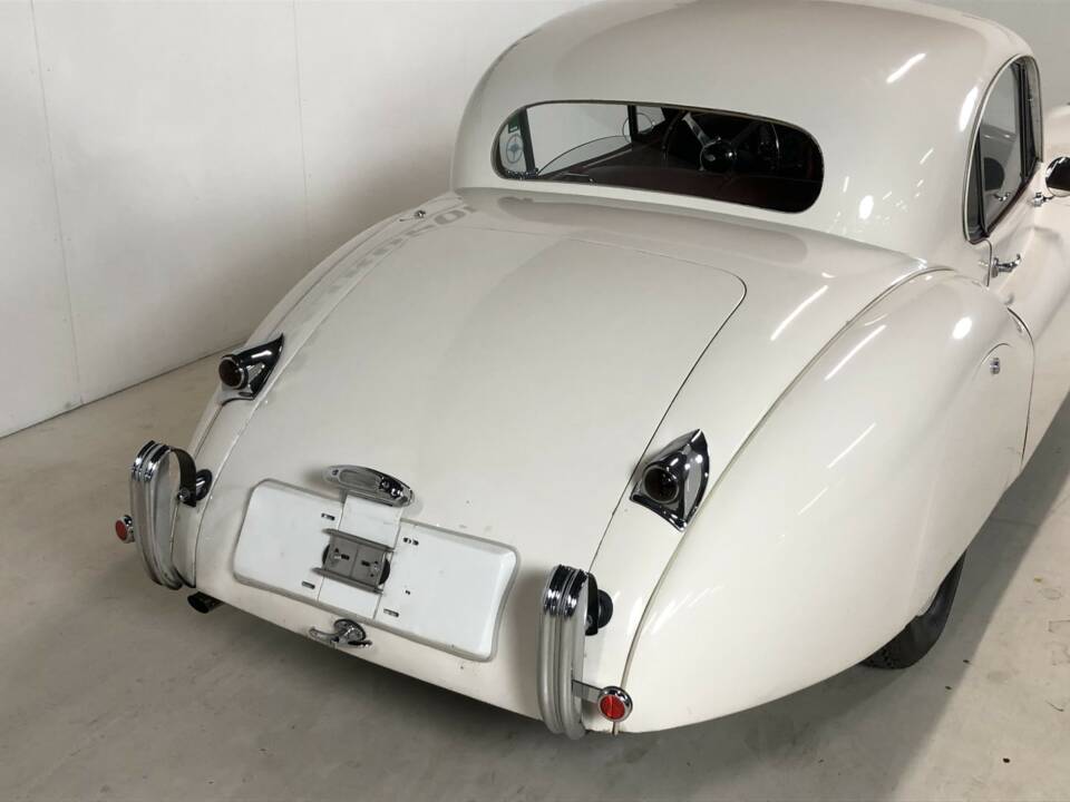 Imagen 11/24 de Jaguar XK 120 FHC (1952)
