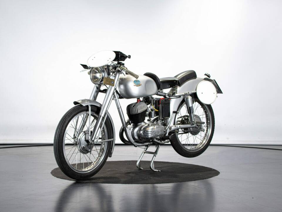 Bild 8/50 von Mondial 160 Sport Lusso (1954)
