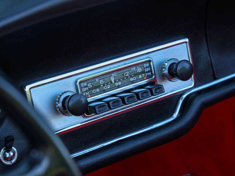 Obraz 34/50 pojazdu Alfa Romeo Giulia 1600 GTC (1966)