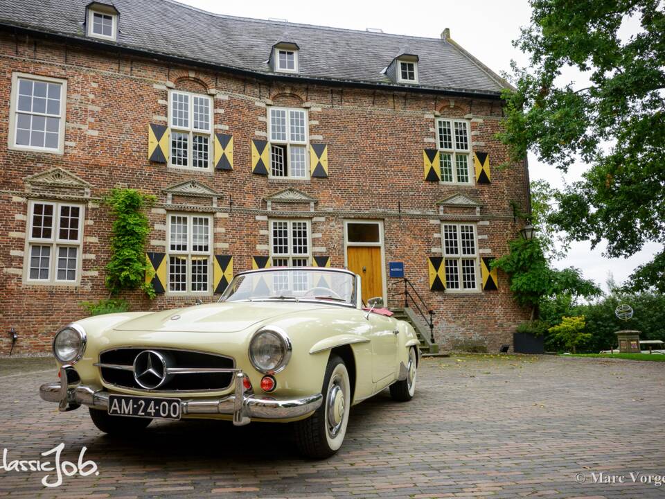 Image 47/61 of Mercedes-Benz 190 SL (1959)