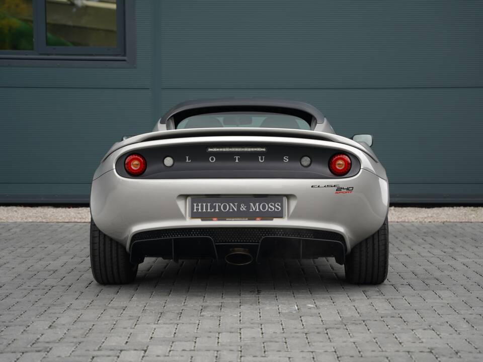 Image 8/50 of Lotus Elise Sport 240 &quot;Final Edition&quot; (2022)