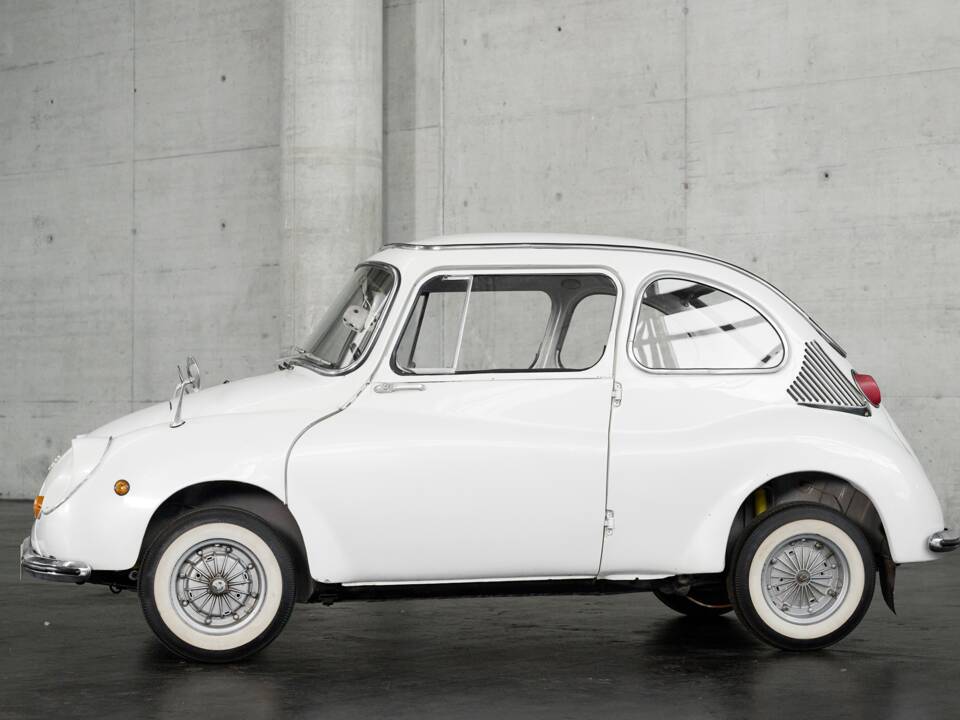 Image 3/48 of Subaru 360 (1970)