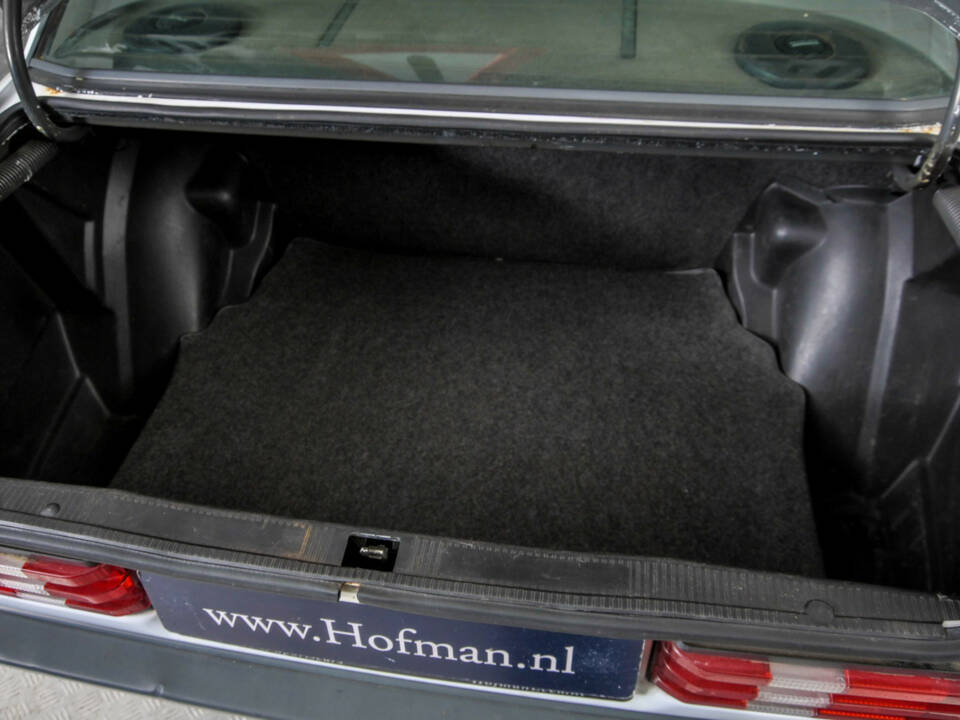 Bild 40/50 von Mercedes-Benz 190 D (1986)