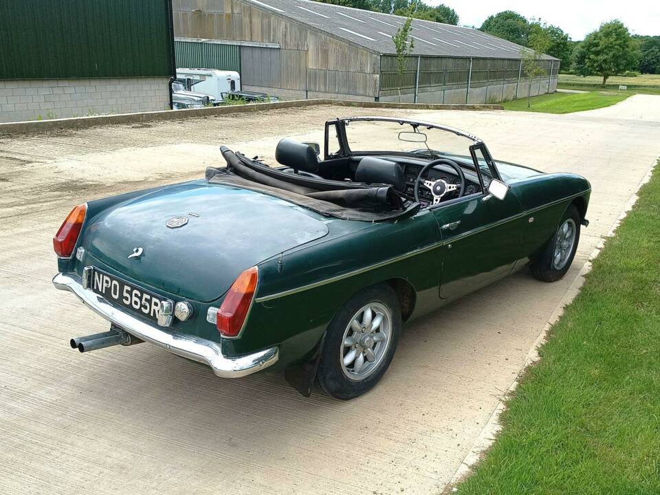 Image 11/21 of MG MGB (1977)