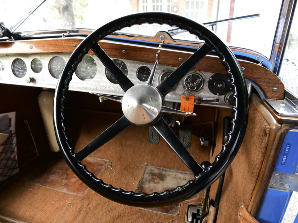 Immagine 29/50 di Lanchester 30 HP (1931)
