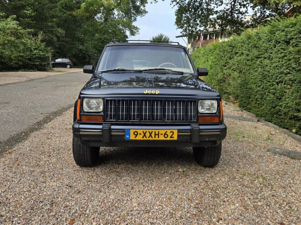Image 3/8 de Jeep Cherokee (1990)