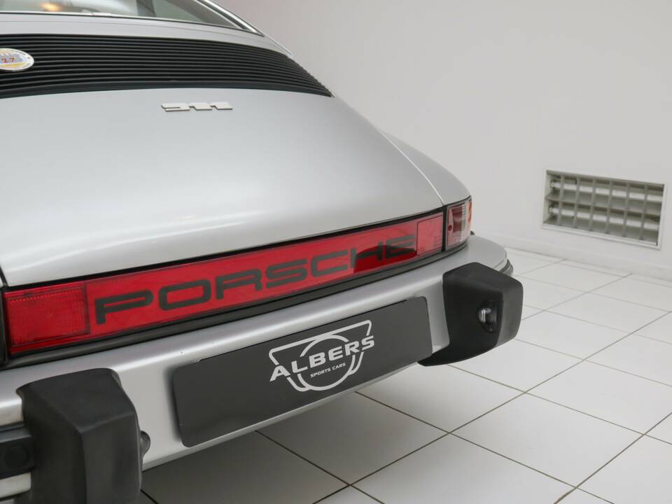 Bild 17/18 von Porsche 911 2.7 (1976)
