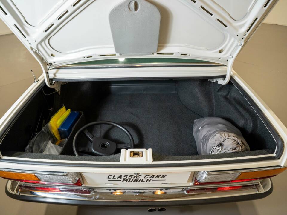 Afbeelding 9/52 van BMW 528i (1984)