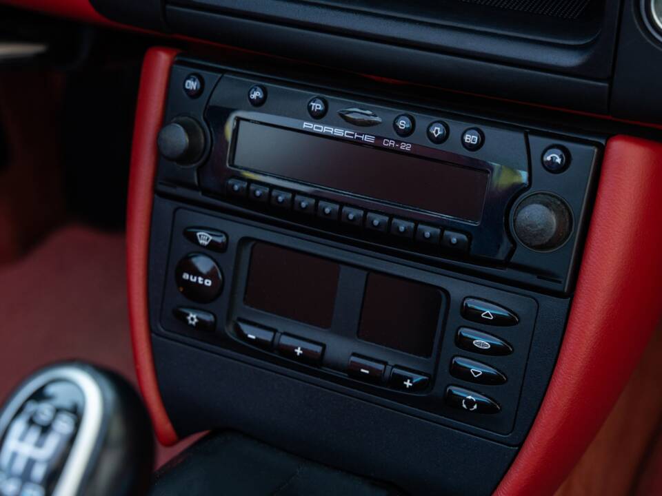 Image 59/73 of Porsche Boxster (2001)