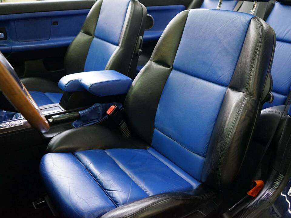 Image 27/36 of BMW 318i (1999)