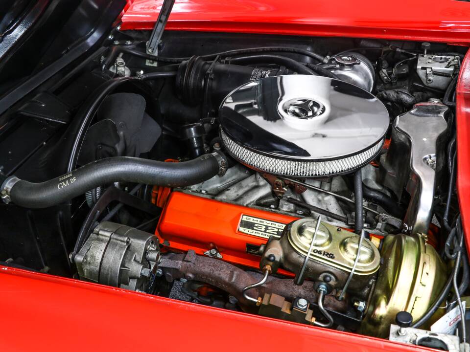 Bild 13/23 von Chevrolet Corvette Sting Ray Convertible (1965)