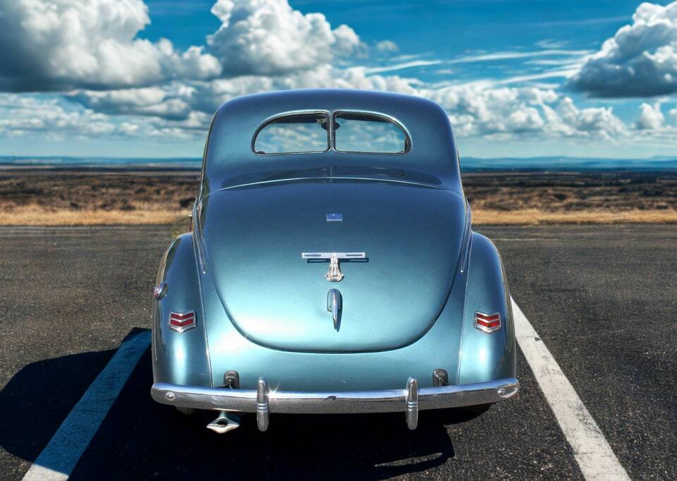 Bild 7/8 von Ford Custom DeLuxe Club Coupe (1940)