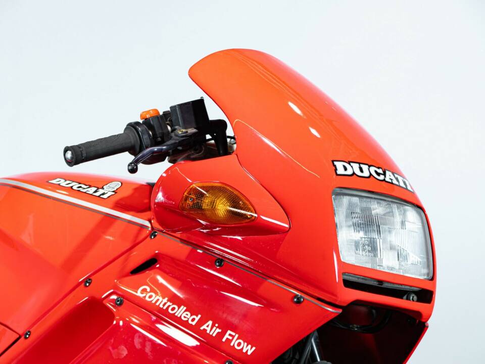 Bild 45/50 von Ducati 750 Paso (1987)