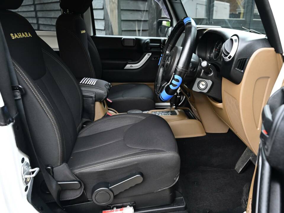 Afbeelding 24/50 van Jeep Grand Cherokee 6.4 V8 SRT (2014)