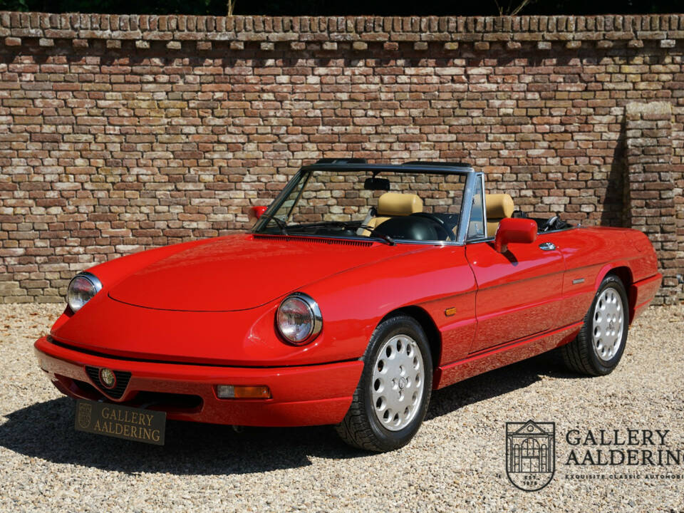 Imagen 42/50 de Alfa Romeo 2.0 Spider (1991)