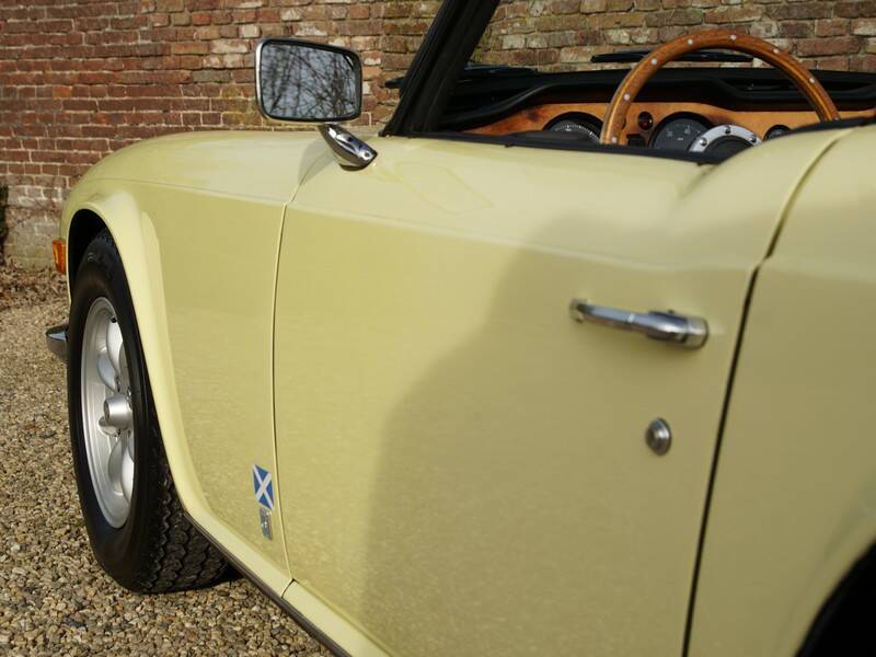 Image 36/50 of Triumph TR 6 (1971)