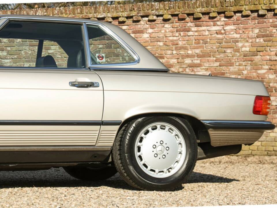 Bild 34/50 von Mercedes-Benz 560 SL (1987)