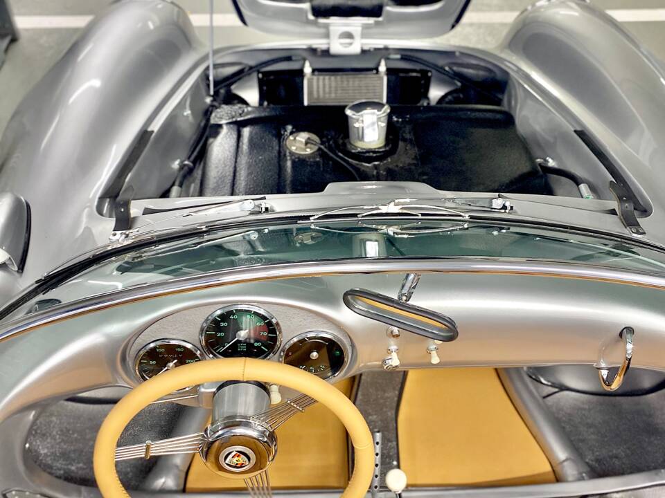 Image 19/28 of Porsche 550 Spyder RS 1500 (1954)