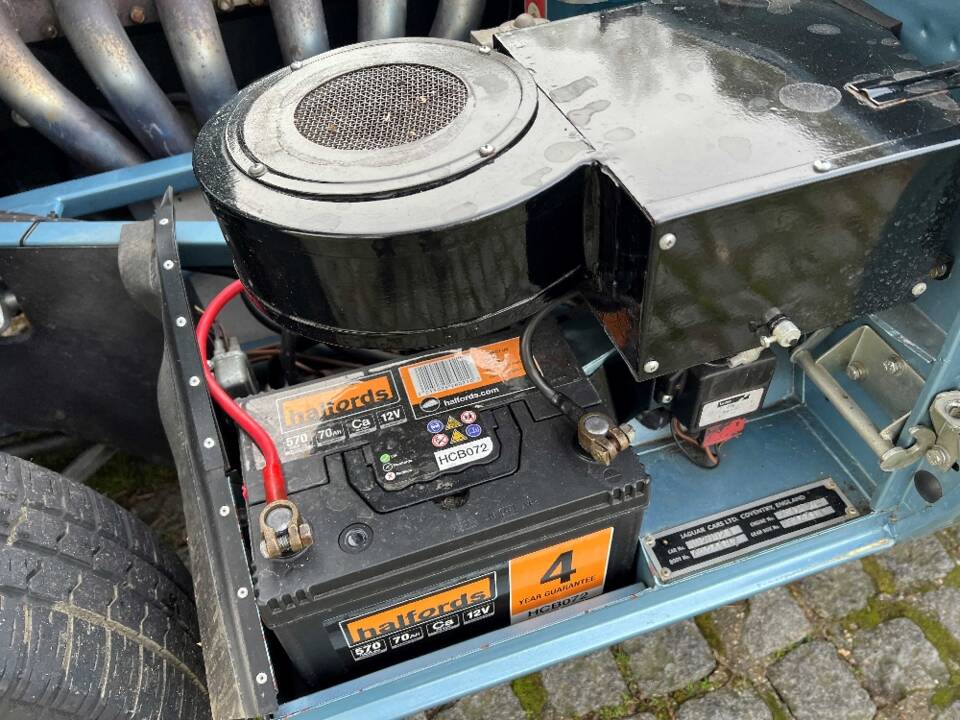 Bild 25/26 von Jaguar E-Type (1970)