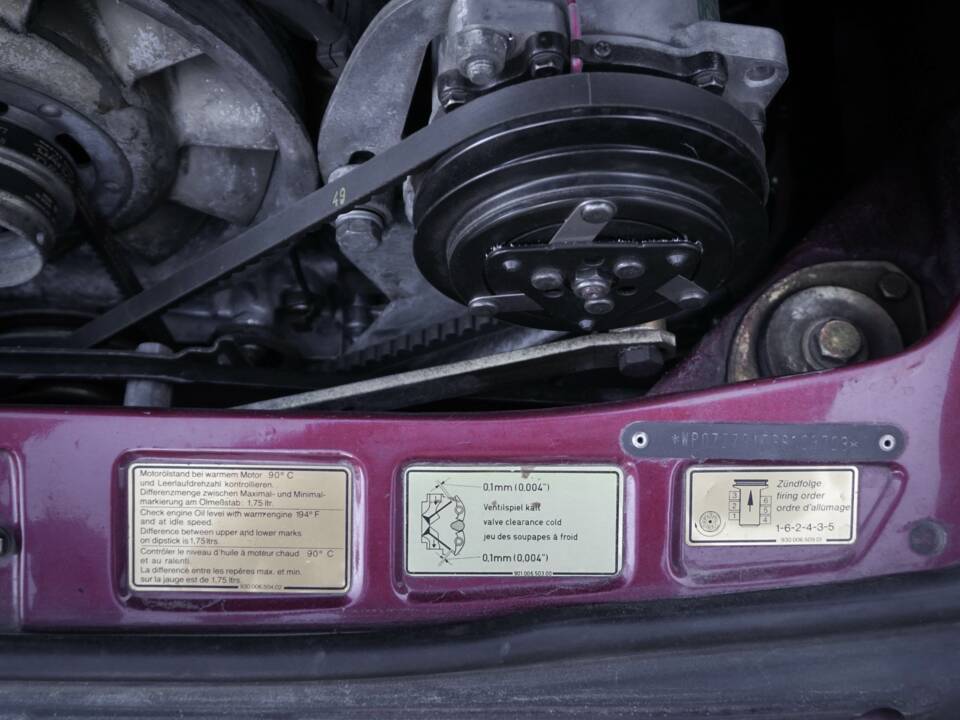 Bild 27/38 von Porsche 911 Carrera 3.2 (1986)
