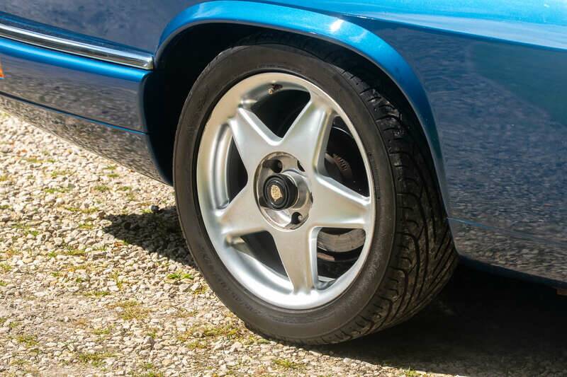 Image 31/50 of Jaguar XJS 4.0 Celebration (1994)